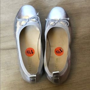 Kenneth Cole girls shoe size 1 1/2